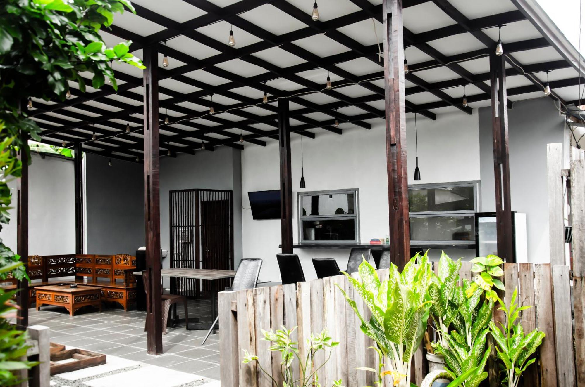 Baronda Guest House ソロン エクステリア 写真