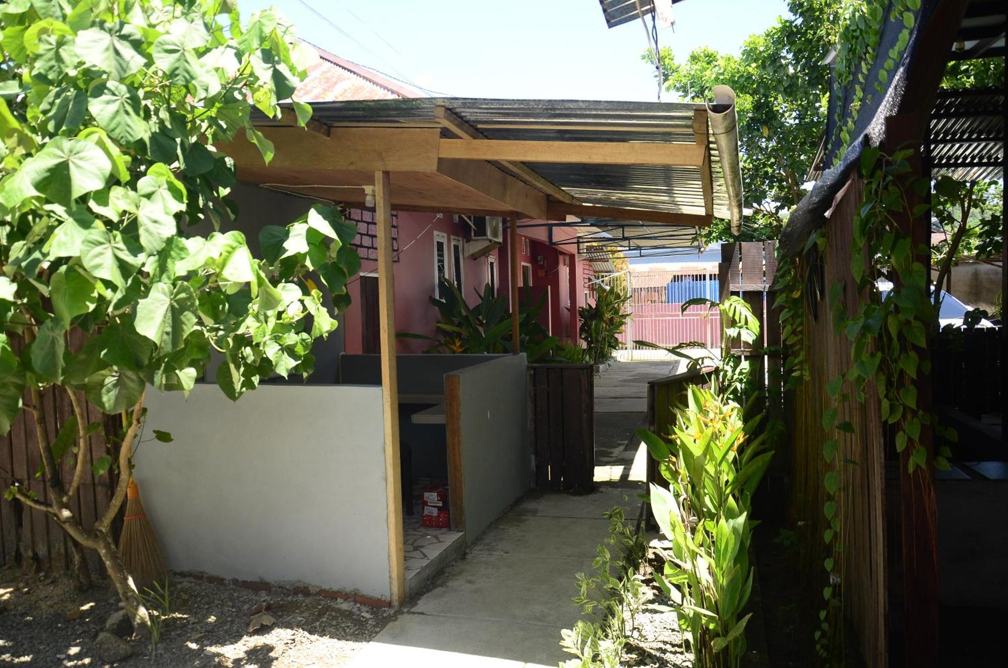 Baronda Guest House ソロン エクステリア 写真